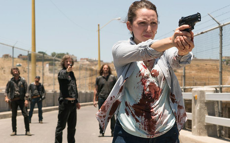 Illustration for article titled Fear The Walking Dead Ends Its Third Season With Large And Small Bangs